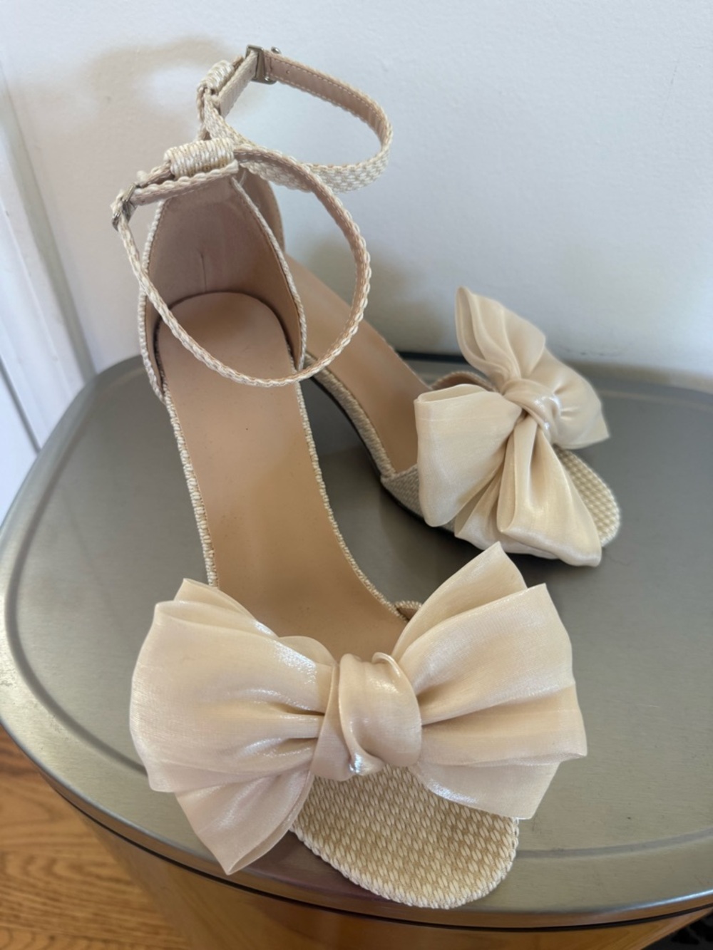 Bow Block Heels size 8